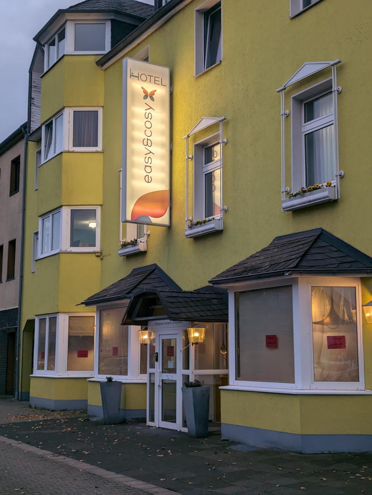 Easy&Cosy-Hotel Moers-Mitte Exterior foto